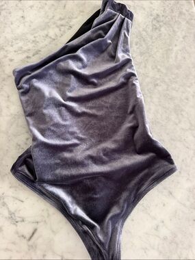 ALIX NYC Velvet One-Shoulder Bodysuit in Shimmering Charcoal Blue